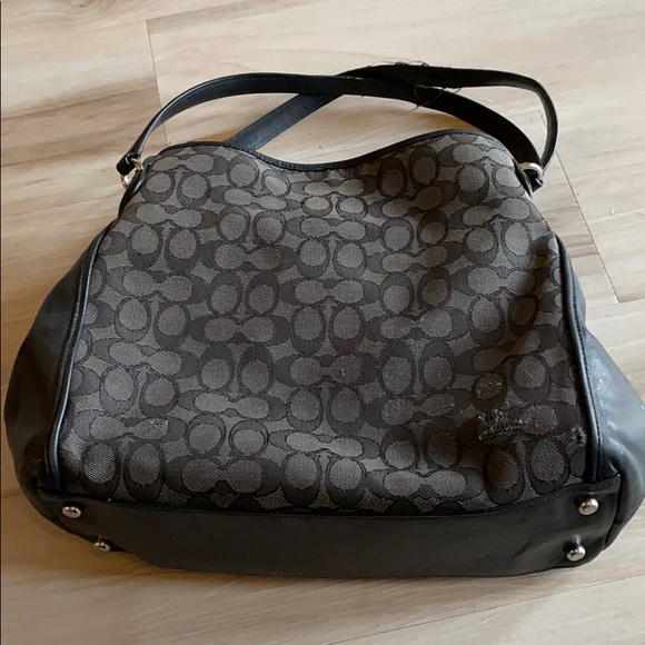 Used Coach purse - Picture 2 of 3